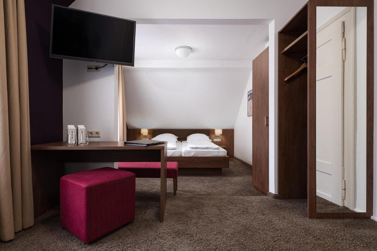 Boutique Hotel Societe บาเดน-บาเดน ภายนอก รูปภาพ